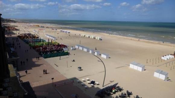 Residente Topaze De Panne Gem 1 Slpk App Luxe Afw & Ruime Parking Incl Εξωτερικό φωτογραφία